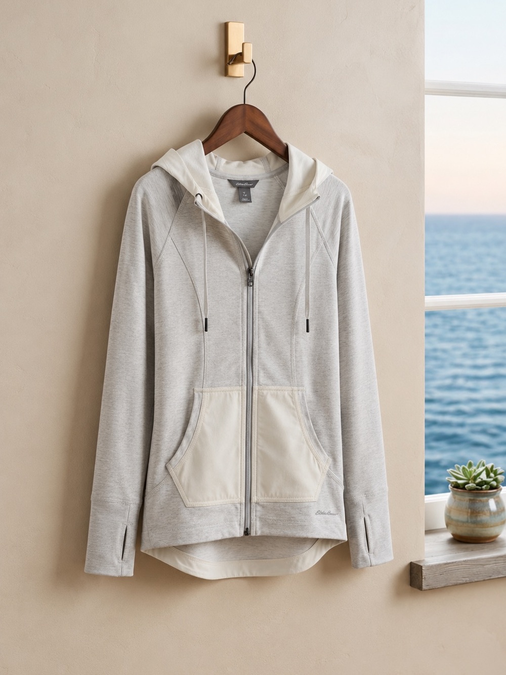 Eddie Bauer Light Heather Gray Hoodie with Cream Trim EUC